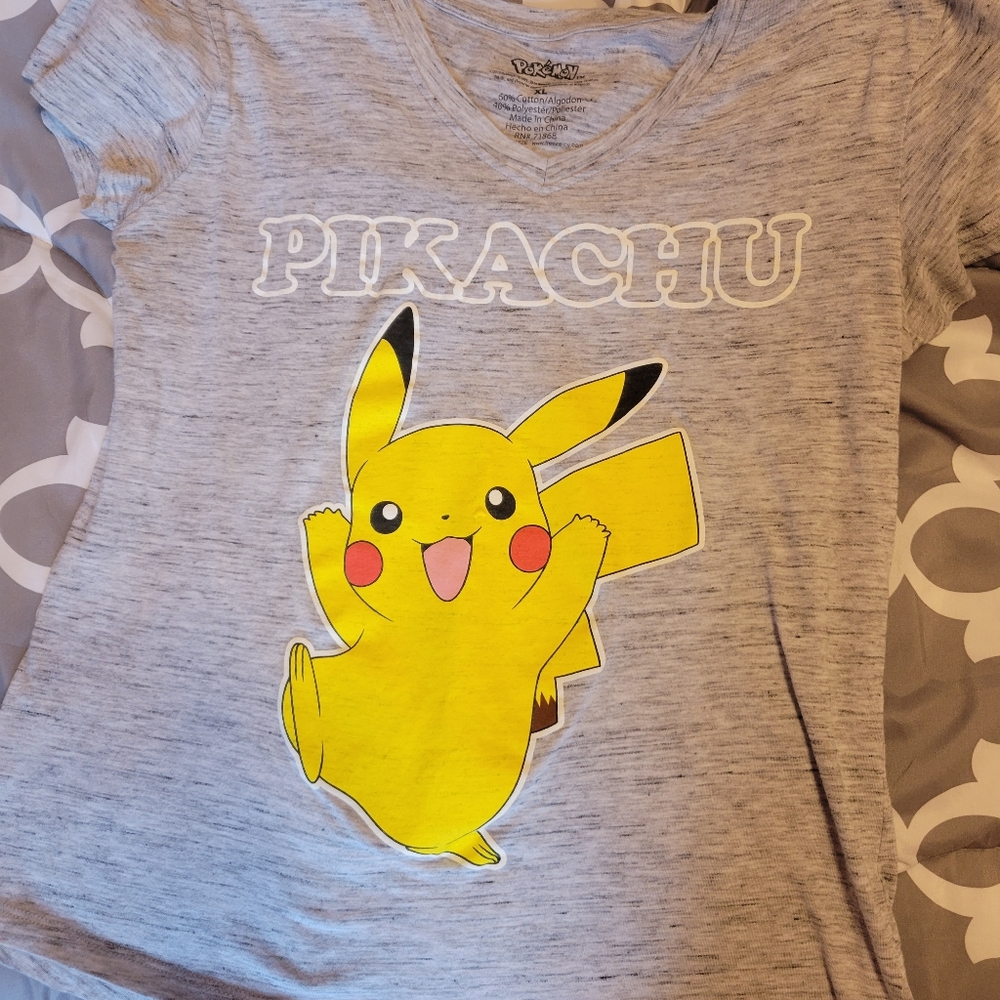 XL - Pikachu T-Shirt by Pokemon